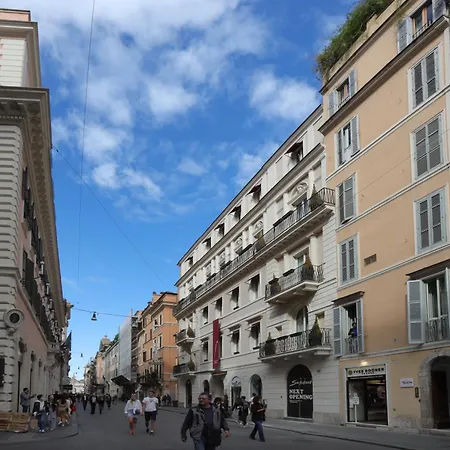 Nsm 71viadelcorso Luxury Con Terrazzo 公寓