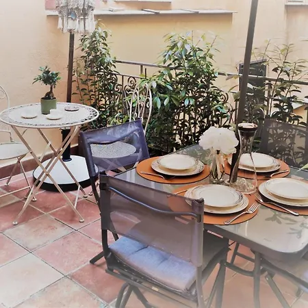 Apartment Nsm 71viadelcorso Con Terrazzo Rome